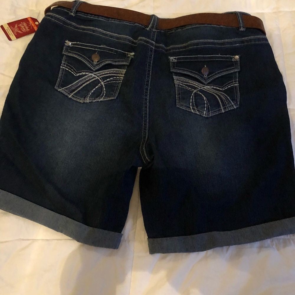 Women’s plus size shorts